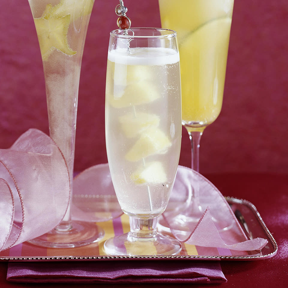 Ginger-Pineapple Spritzer