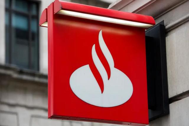 Santander down: Mobile banking app not working as company recommends  workaround