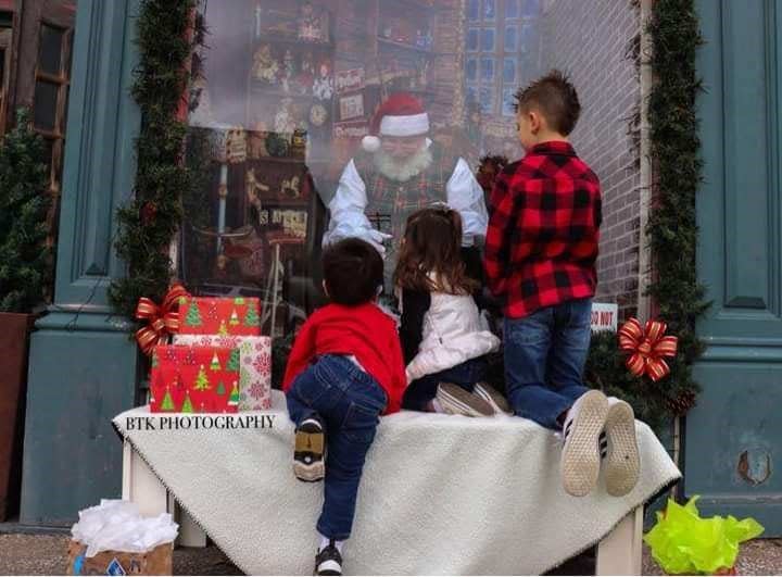 Santa in the Window Experience 2020