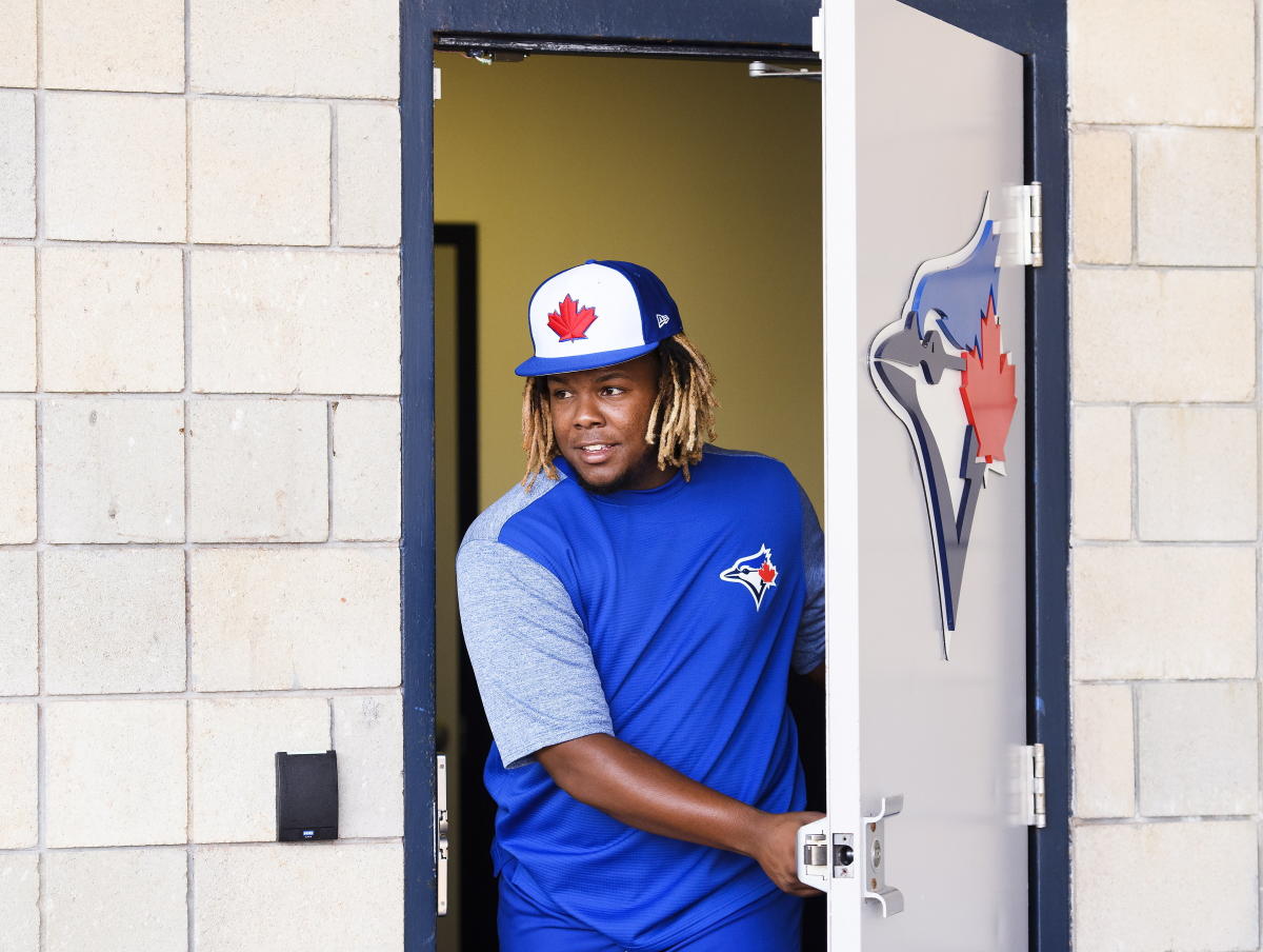 Toronto Blue Jays manager Charlie Montoyo says Vladimir Guerrero Jr. to  primarily play 1B, DH 