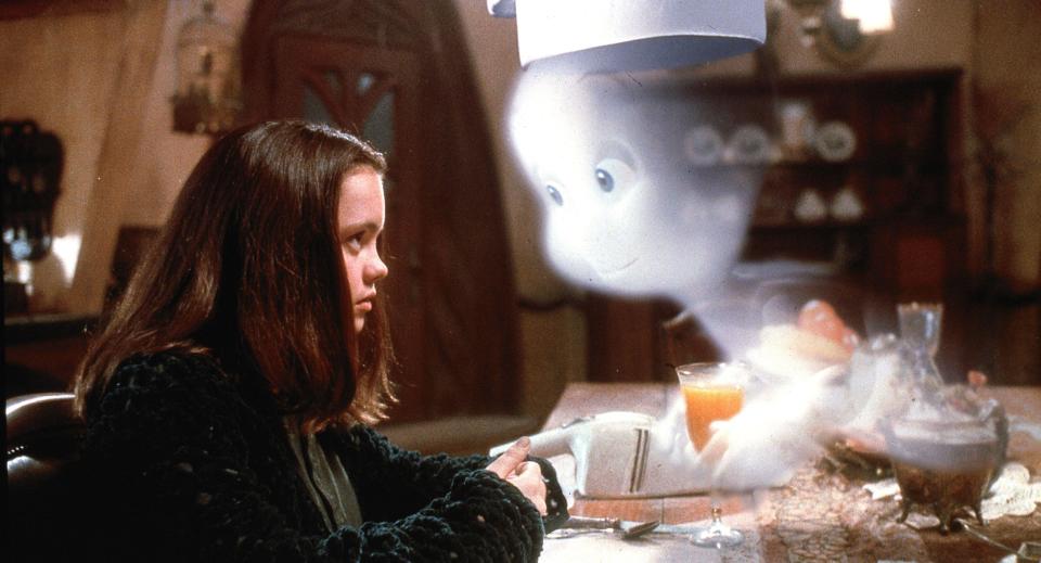 Original Film Title: CASPER.  English Title: CASPER.  Film Director: BRAD SILBERLING.  Year: 1995.  Stars: CHRISTINA RICCI. Credit: UNIVERSAL/AMBLIN / Album