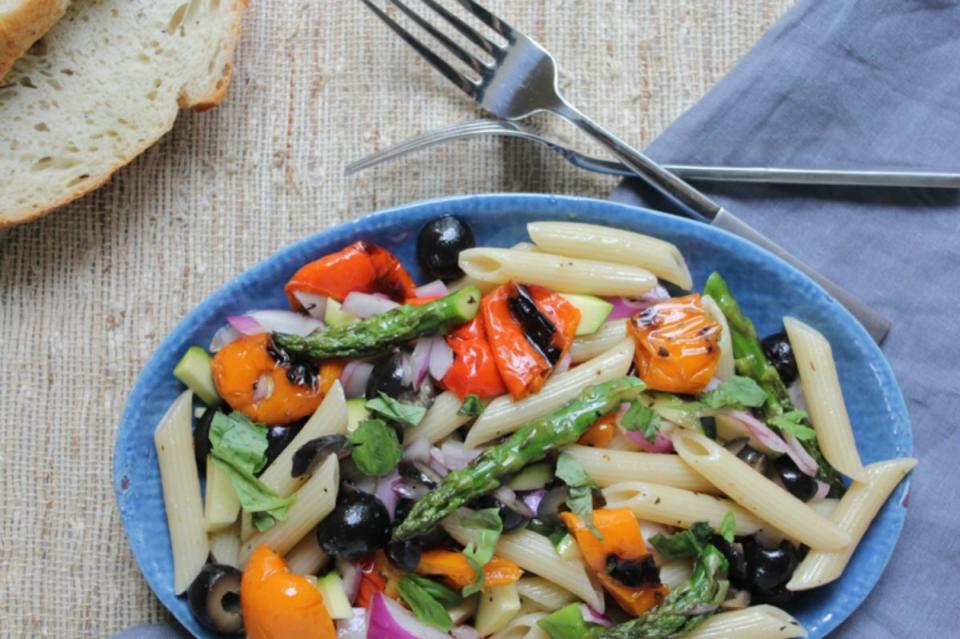<p>Hip Foodie Mom</p><p>Grilling vegetables gives them so much flavor.</p><p><strong>Get the recipe:</strong> <strong><a href="https://hipfoodiemom.com/2014/06/30/grilled-veggie-pasta-salad/" rel="nofollow noopener" target="_blank" data-ylk="slk:Grilled Veggie Pasta Salad;elm:context_link;itc:0;sec:content-canvas" class="link ">Grilled Veggie Pasta Salad</a></strong></p>