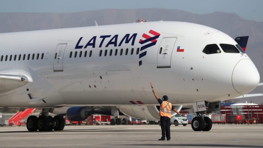 LATAM desactivará su servicio entre Buenos Aires y Rio.