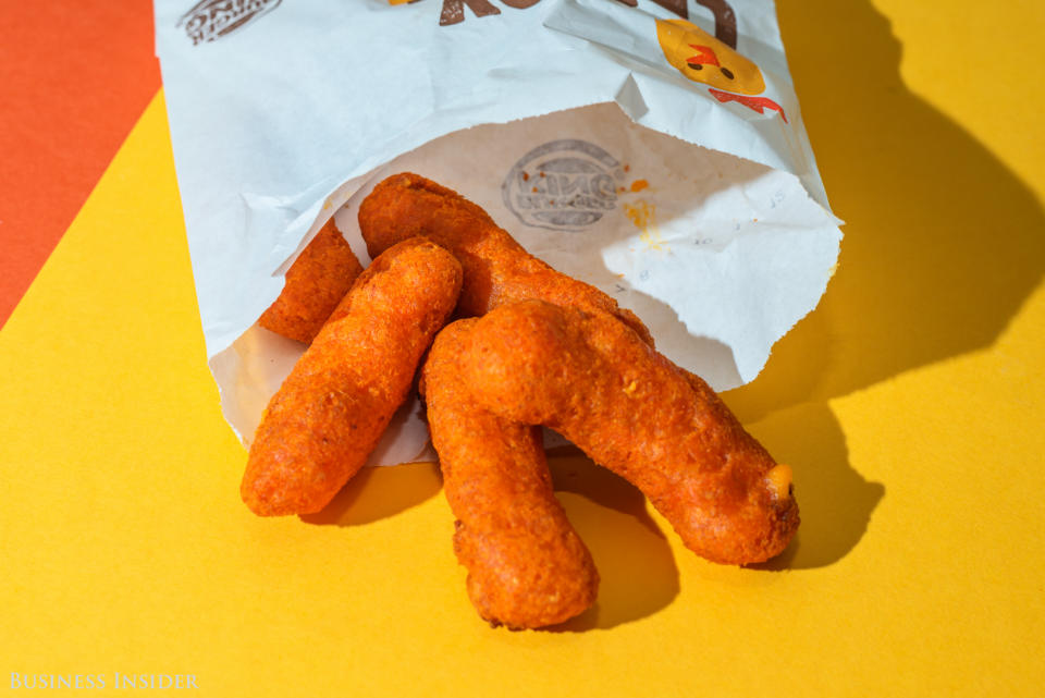 Burger King Mac n Cheetos 3
