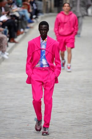 Spring flowers inspire Louis Vuitton menswear collection