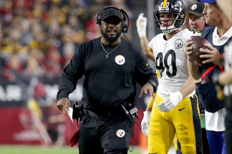 Pittsburgh Steelers head coach Mike Tomlin yells during the first half of an NFL football game against the Arizona Cardinals, Sunday, Dec. 8, 2019, in Glendale, Ariz. (AP Photo/Rick Scuteri)