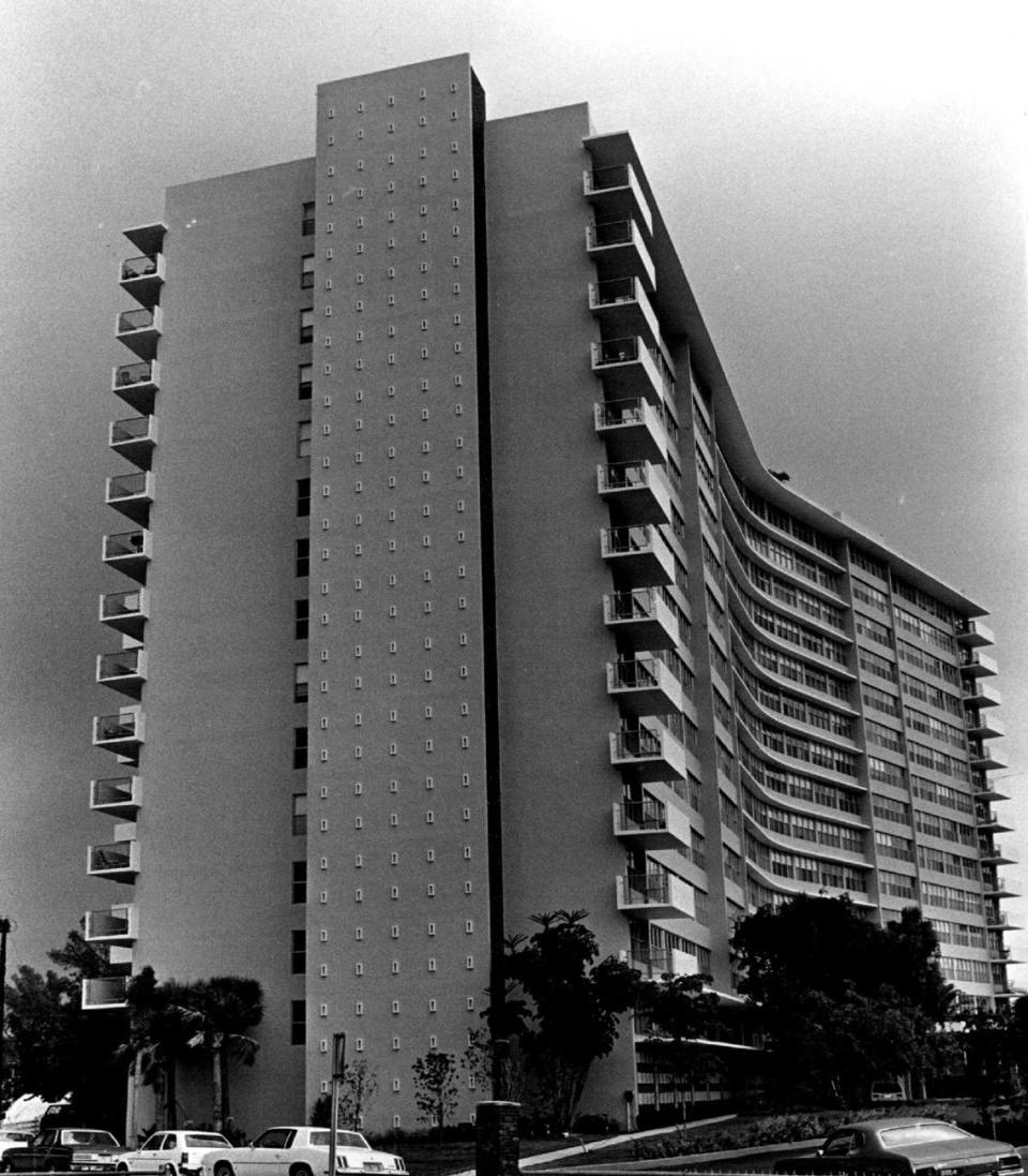 Parkview Point apartment building in North Beach in 1980.