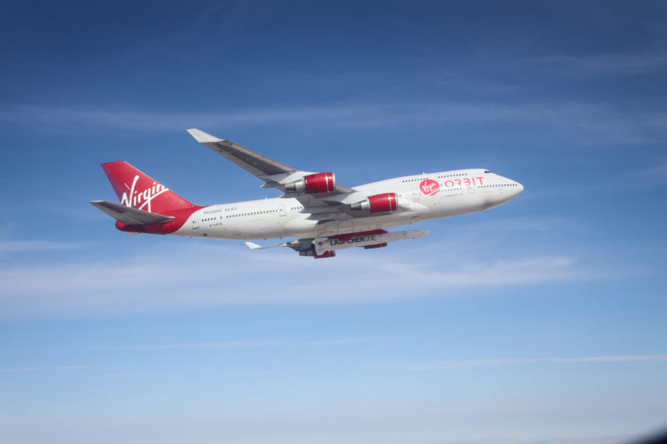 Virgin Orbit captive-carry flight