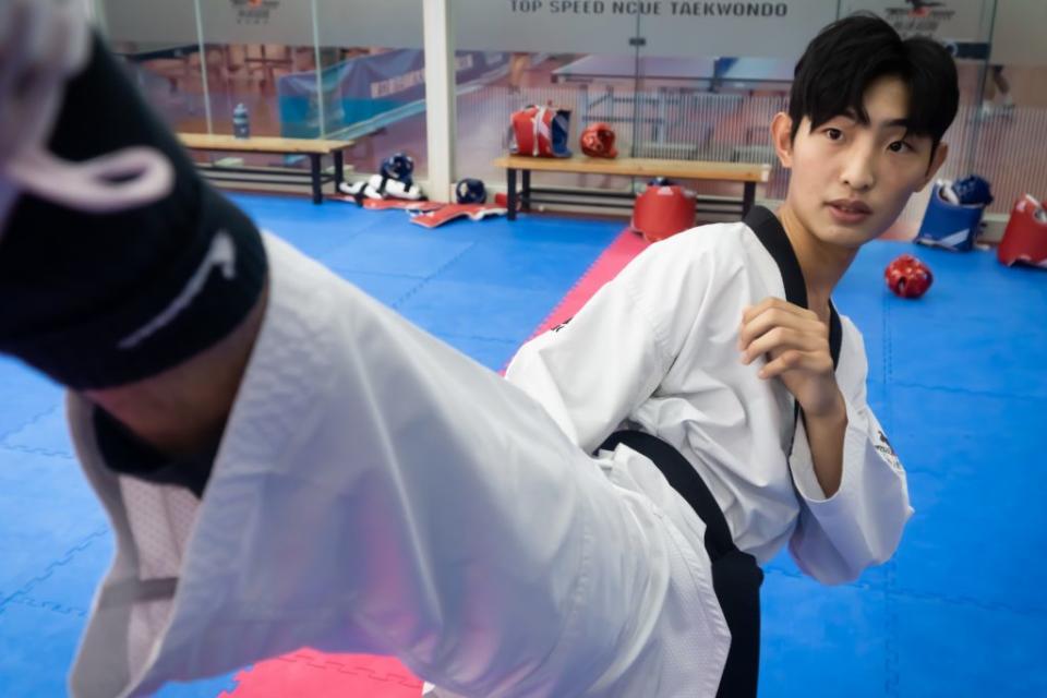 外型媲美韓劇歐巴的跆拳道國手徐晧祐，是台南市籍的全運會主力奪牌選手。（市府提供）