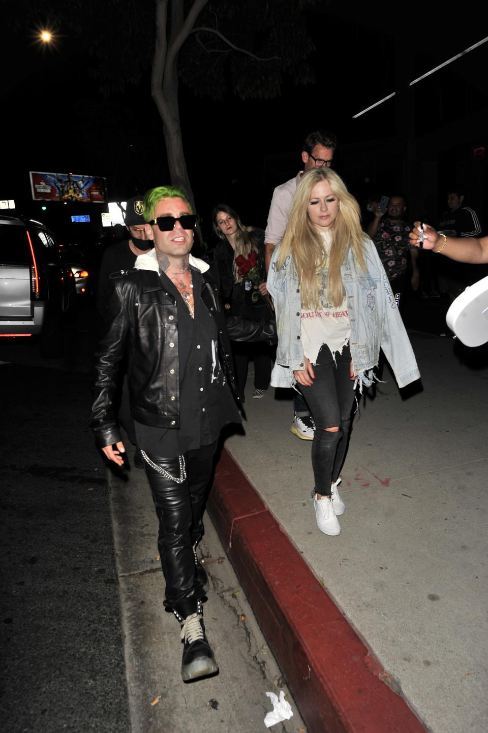 Avril Lavigne and Mod Sun are followed by fans after a date on July 8, 2021. - Credit: Mr Photoman / SplashNews.com