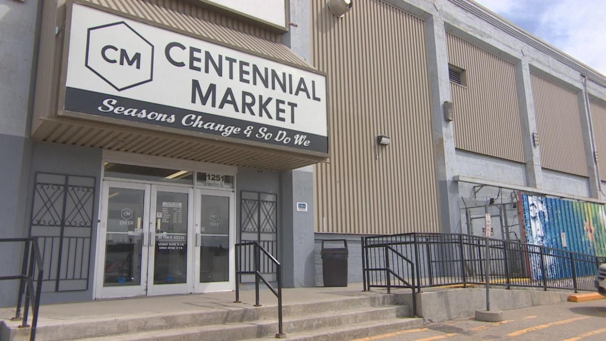 Centennial Market is closing its doors on May 26 after Regina Fire and Protective Services deemed the building unsafe. (CBC News - image credit)