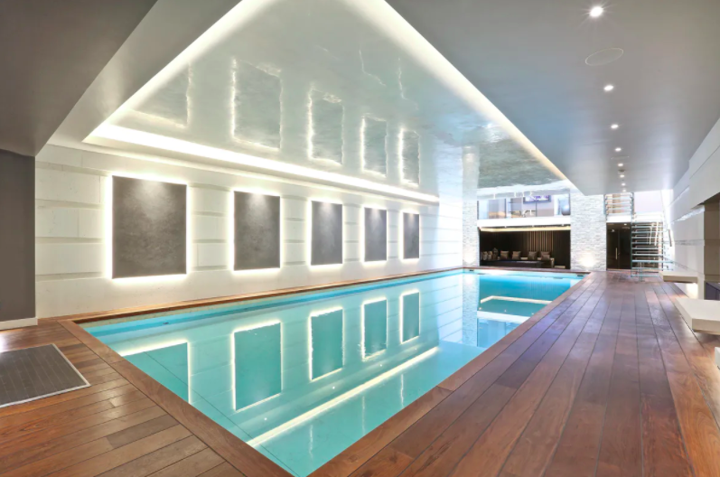 One of the largest indoor pools in Mayfair. Photo: Knight Frank