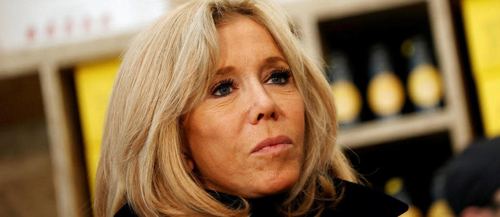 Brigitte Macron n'assistera pas à l'hommage à Samuel Paty.
