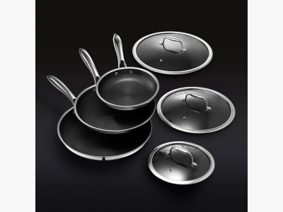 The Cookware Gordon Ramsay Calls 'The Rolls Royce Of Pans