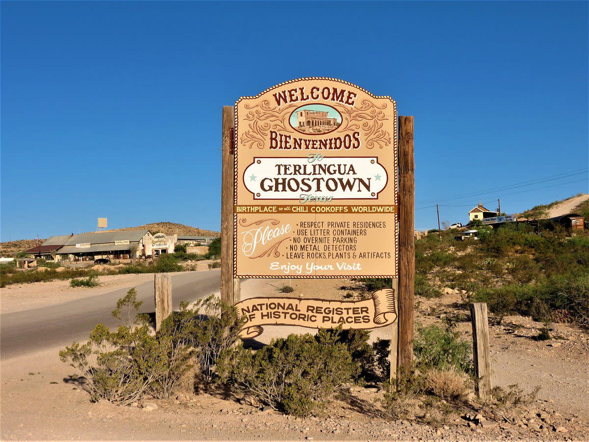 Welcome sign Terlingua, Texas