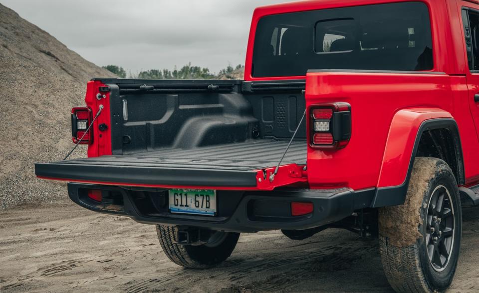 Photos of the 2020 Jeep Gladiator and 2019 Toyota 4Runner