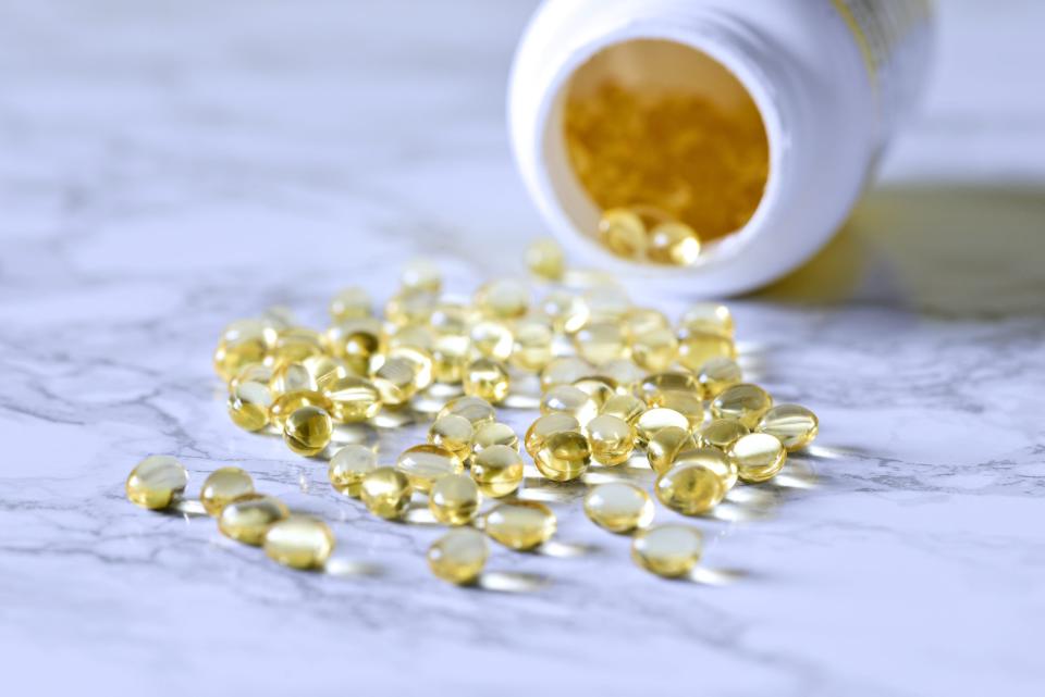 Vitamin D lässt sich mit Nahrungsergänzungsmitteln zuführen - doch auch überdosieren 