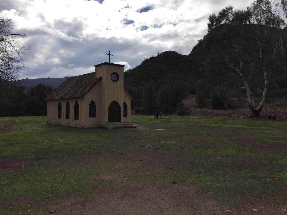 The church in <em>Westworld</em>, pictured here without the steeple, has burned down. (Photo: Marcus Errico/Yahoo Entertainment)