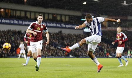 Britain Football Soccer - West Bromwich Albion v Burnley - Premier League - The Hawthorns - 21/11/16 West Bromwich Albion's Salomon Rondon shoots at goal Reuters / Darren Staples Livepic