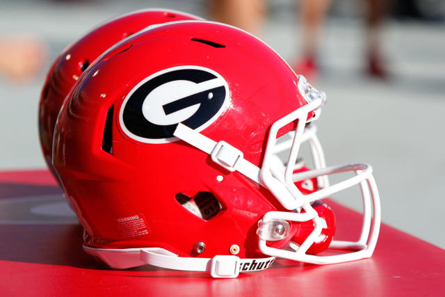 Four-star WR projected to commit to Georgia football - Yahoo Sports