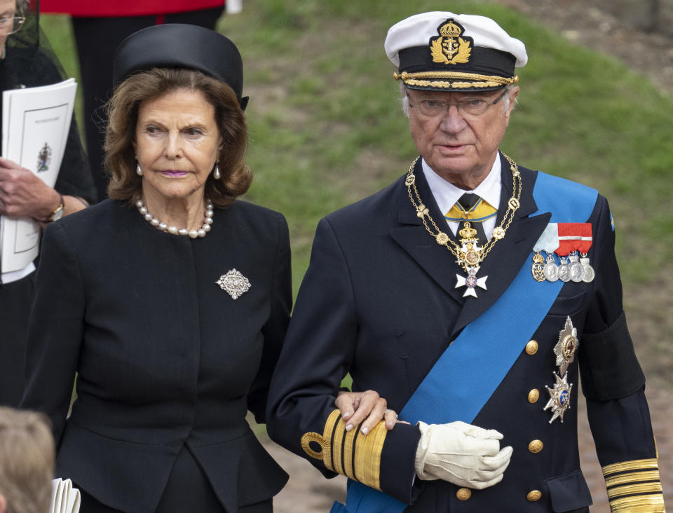 Rey Carlos Gustavo y la reina consorte Silvia de SueciaPhoto by Mark Cuthbert/UK Press via Getty Images)