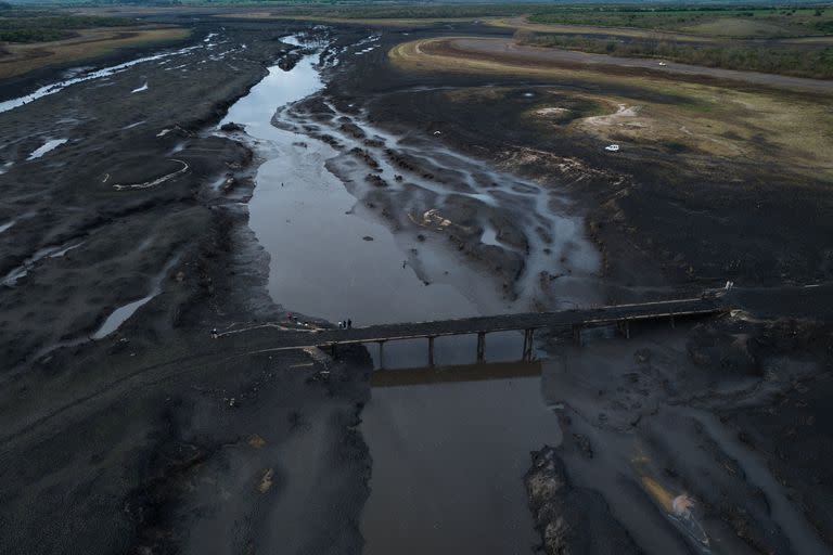 El embalse de la presa Paso Severino, que abastece de agua potable a la capital de Uruguay y al área metropolitana de Montevideo. Actualmente, no alcanzaba más del dos por ciento de su capacidad