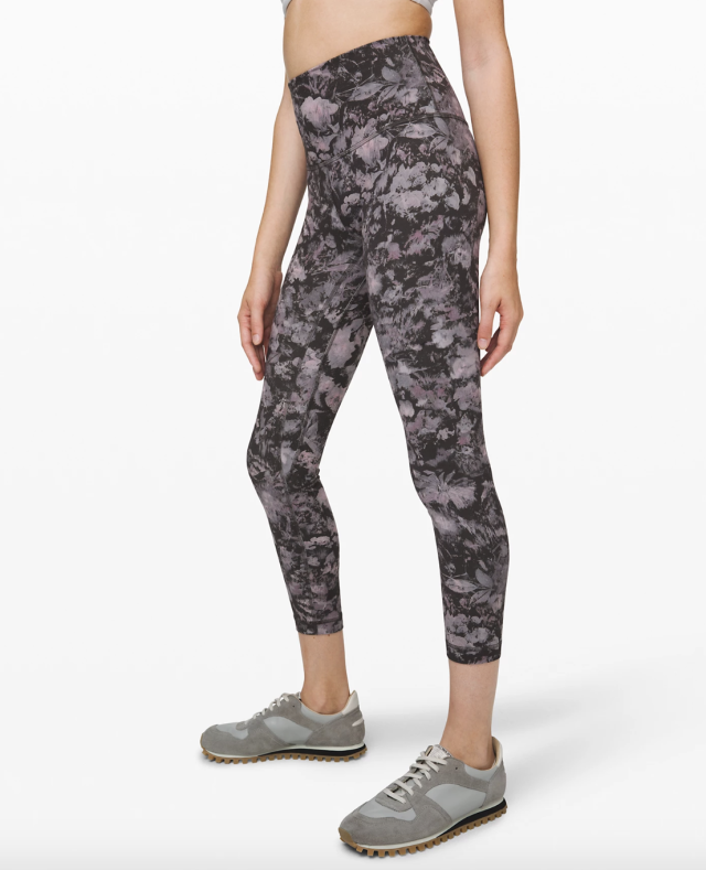 Lululemon align size 4 28” camo leggings