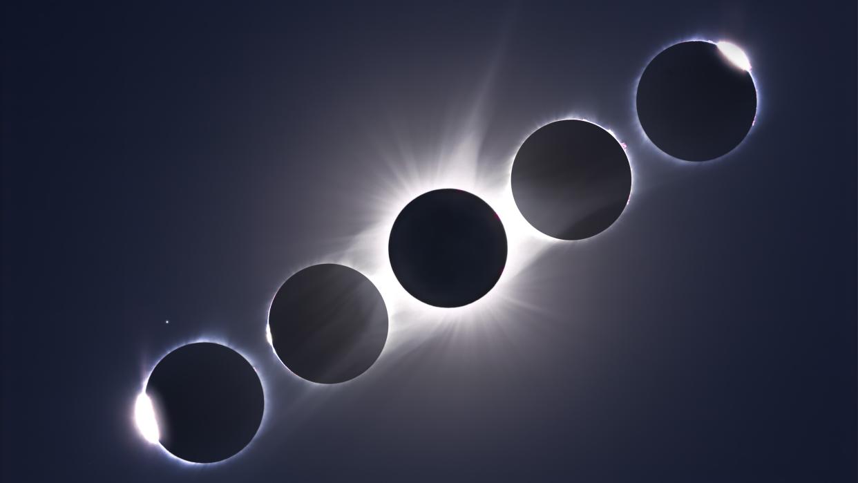  A composite of the August 21, 2017 total eclipse of the sun, showing the second and third contact diamond rings and Baily’s Beads at the start left and end right of totality, flanking a composite image of totality itself The diamond ring and Baily’s Beads images are single images. 