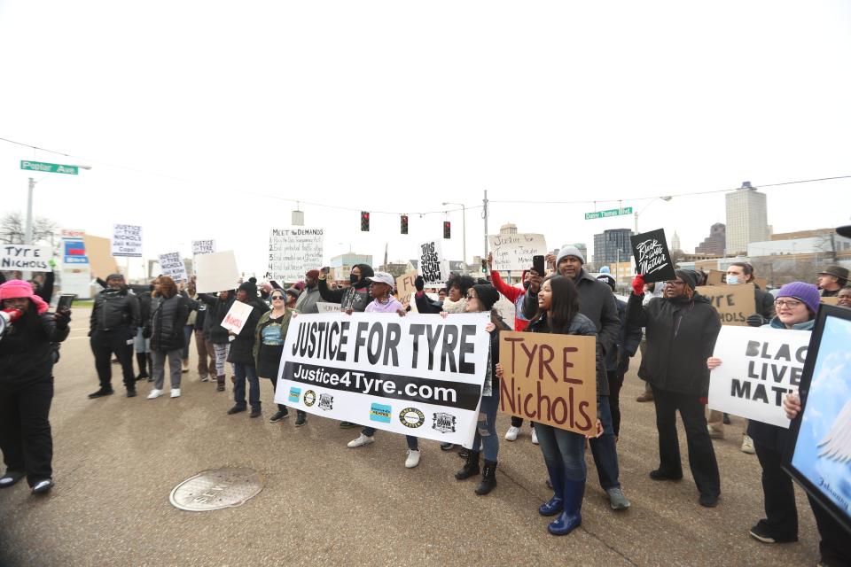 Protesters calling for justice in Tyre Nichols' death gather in front of the federal courthouse at 140 Adams St. and march to the intersection of Poplar and Danny Thomas Blvd, near the Shelby County Jail on Feb. 4, 2023, in Memphis.