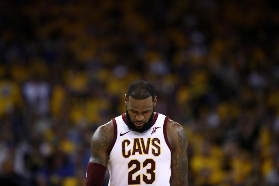 OAKLAND, CA – JUNE 03: LeBron James #23 of the Cleveland Cavaliers reacts against the Golden State Warriors during the third quarter in Game 2 of the 2018 NBA Finals at ORACLE Arena on June 3, 2018 in Oakland, California. (Photo by Ezra Shaw/Getty Images)