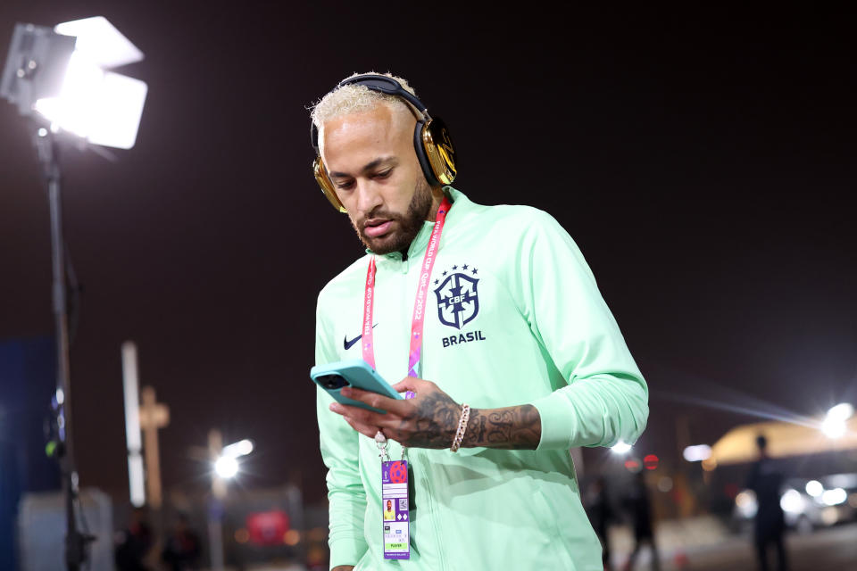 DOHA, QATAR - DECEMBER 05: Neymar of Brazil arrives at the stadium prior to the FIFA World Cup Qatar 2022 Round of 16 match between Brazil and South Korea at Stadium 974 on December 05, 2022 in Doha, Qatar. (Photo by Maddie Meyer - FIFA/FIFA via Getty Images)