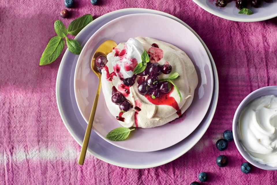 Meringue Pillows with Blueberry-Mint Compote