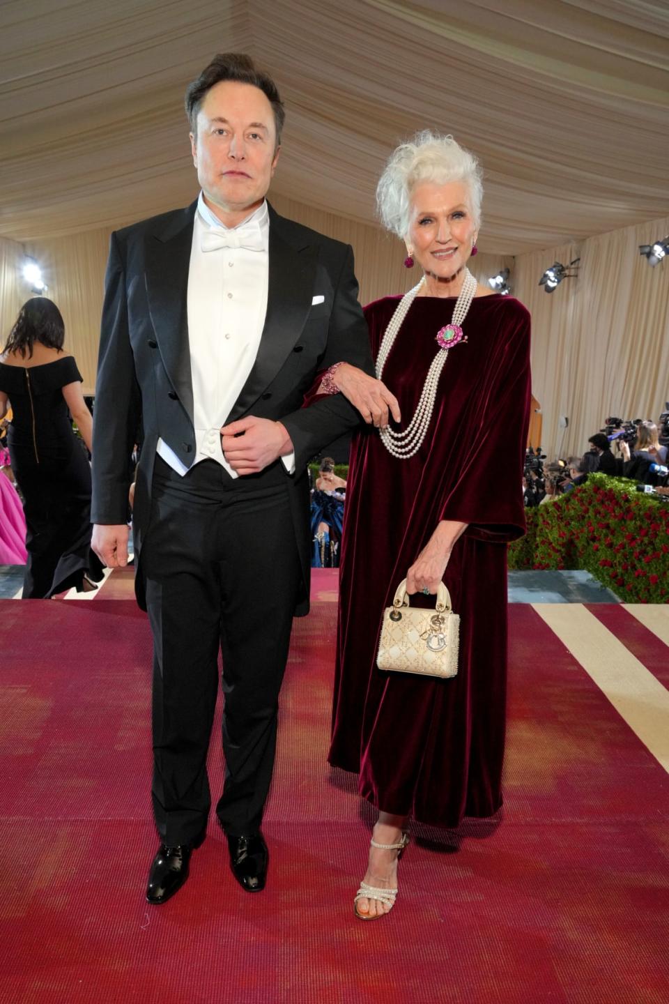 <div class="inline-image__caption"><p>Elon Musk and Maye Musk.</p></div> <div class="inline-image__credit">Kevin Mazur/MG22/Getty</div>