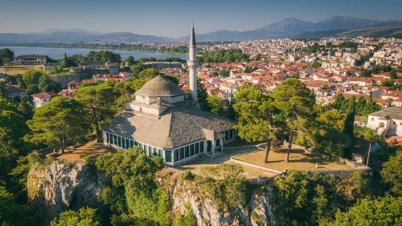 aslan pasha mosque in ioannina