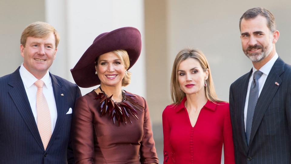 King Willem-Alexander of the Netherlands and Queen Maxima of the Netherlands with King Felipe of Spain and Queen Letizia of Spain at The Noordeinde Palace on October 15, 2014 in The Hague, Netherlands