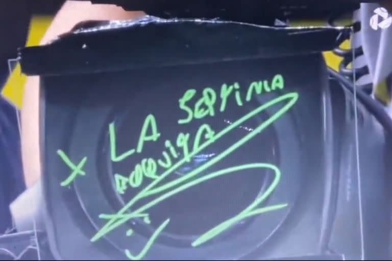 Diego Schwartzman y una firma en la cámara muy xeneize con miras a la definición de la Copa Libertadores...