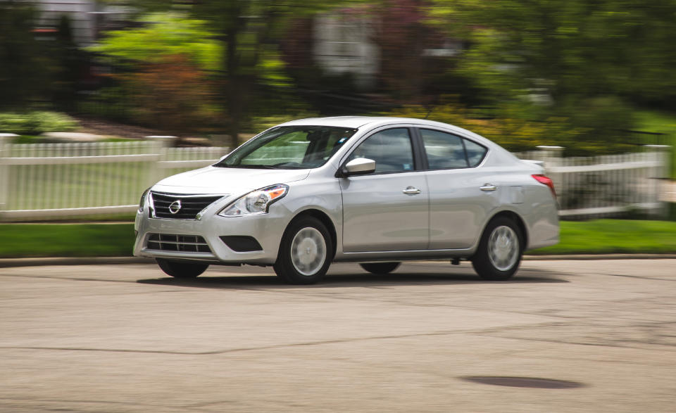 Nissan Versa. Fuente de la imagen: Car and Driver