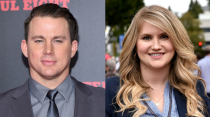 <p>Lo más extraño de la “idea” es que la bellísima sirena encarnada por Daryl Hannah será reemplazada por “el sireno” Channing Tatum. Así es, la novedad es que habrá cambio de géneros ya que Jillian Bell será quien interpretará el rol realizado por Tom Hanks.</p><p>Para muchos, es un intento banal de lograr el interés de la platea femenina pero tanto Ron Howard como Tom Hanks han señalado que están entusiasmados con este nuevo giro.</p>