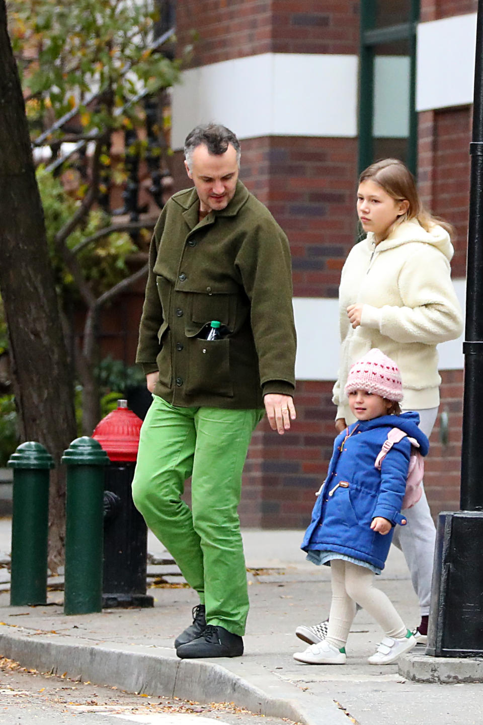 Michelle Williams and Heath Ledger’s daughter Matilda Rose Ledger looks just like her Heath while spotted out with her new stepdad and stepsister. Source: MEGA