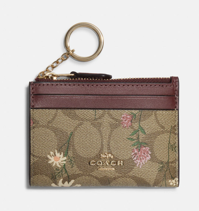 Coach Outlet Multifunction Card Case In Signature Canvas