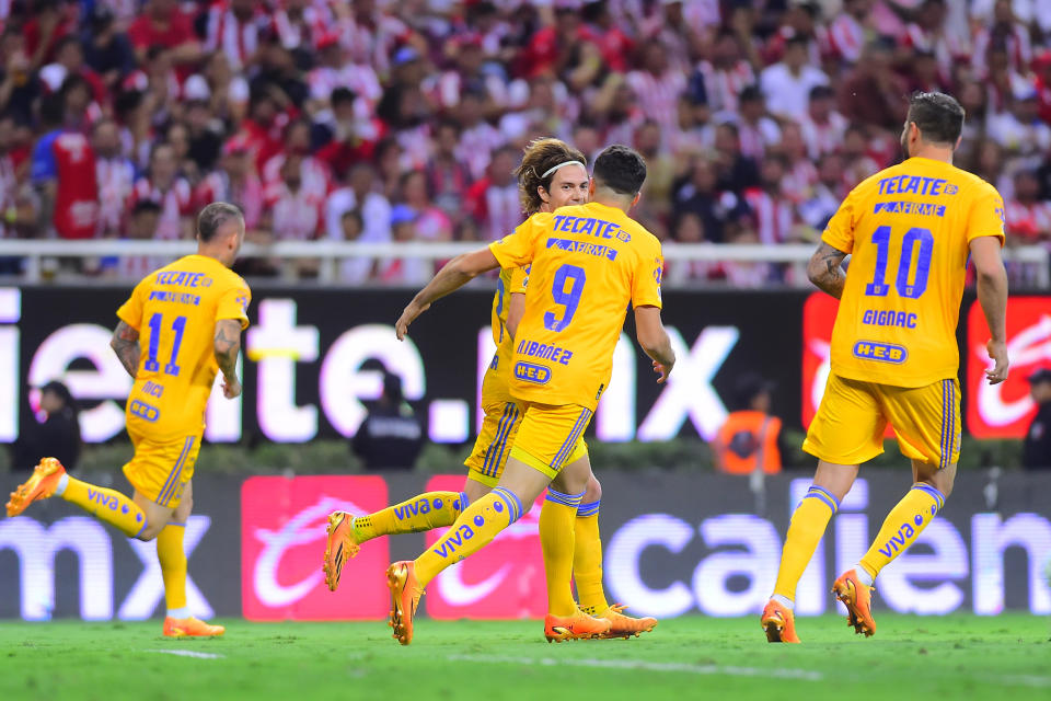 Sebastián Córdova dio vida a Tigres empatando el partido final contra Chivas. (César Gómez/Jam Media/Getty Images)