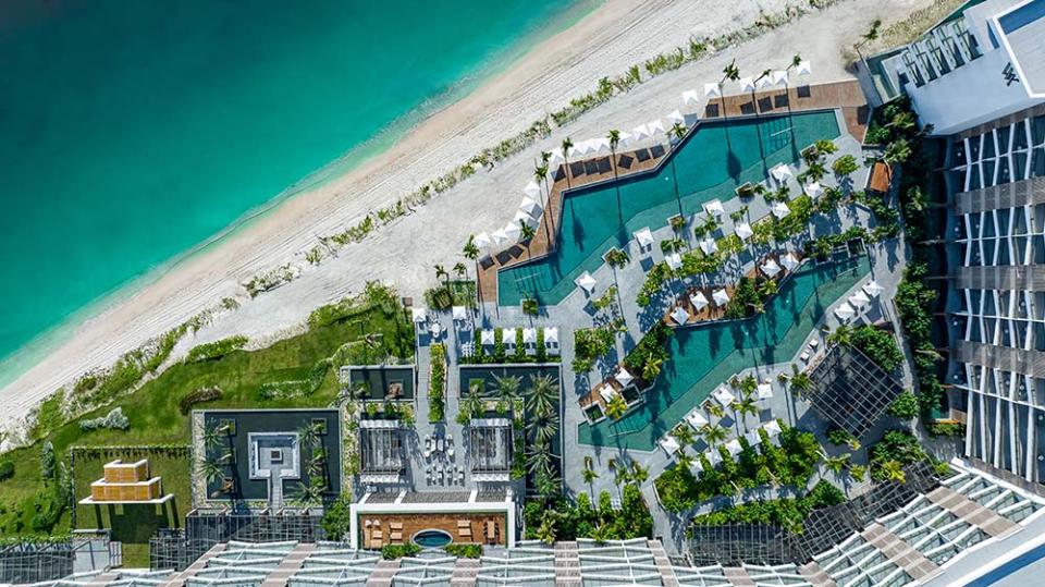 Aerial view of the Waldorf Astoria Cancun. Photo by Victor Elias Photography