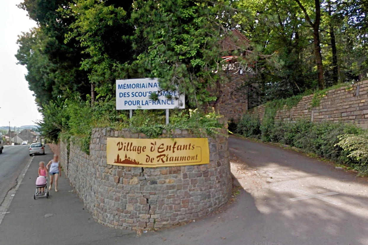 Le village d'enfants de Riaumont, dans le Pas-de-Calais, est mis en cause par des témoignages dénonçant maltraitances et violences sexuelles.  - Credit:capture d'écran/Google Street View