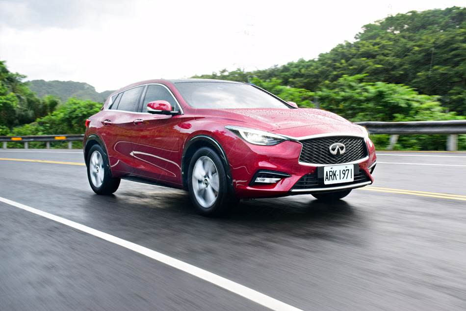 「東瀛A-Class」跨界強襲—全新Infiniti Q30 1.6t風尚版 & 2.0t Sport版試駕