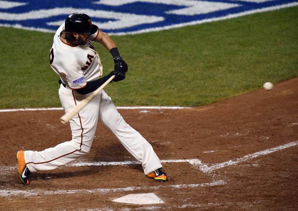 Michael Morse came off the bench with a big hit for the Giants. (USA TODAY Sports)