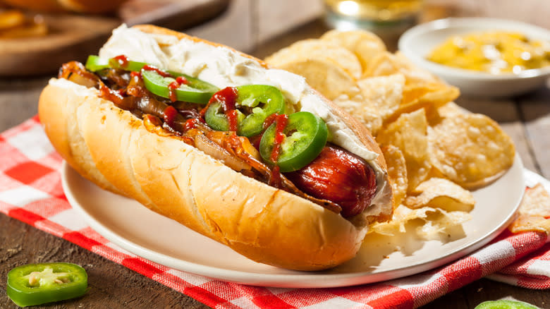 Seattle-style hot dog 