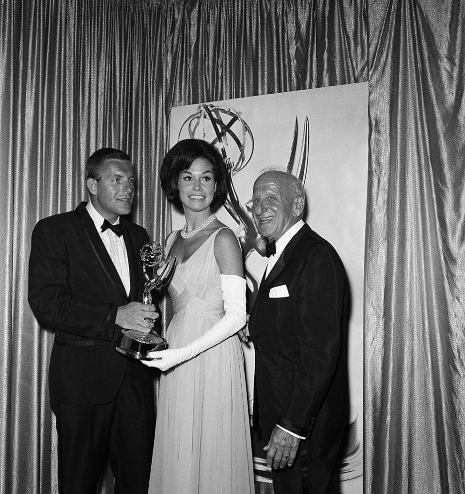 Jerry Van Dyke, Mary Tyler Moore, Jimmy Durante at the Emmy Awards, 1965