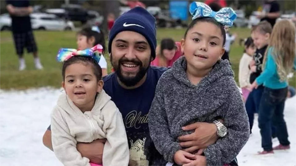 Calogero Duenes holds his daughters Serina, right, and Mallory, left. (Courtesy Rosemarie Uresti)