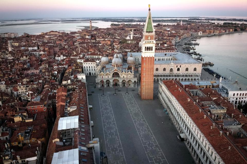 21 Photos of Italy on Lockdown, From a Vacant Colosseum to Empty Churches on Easter