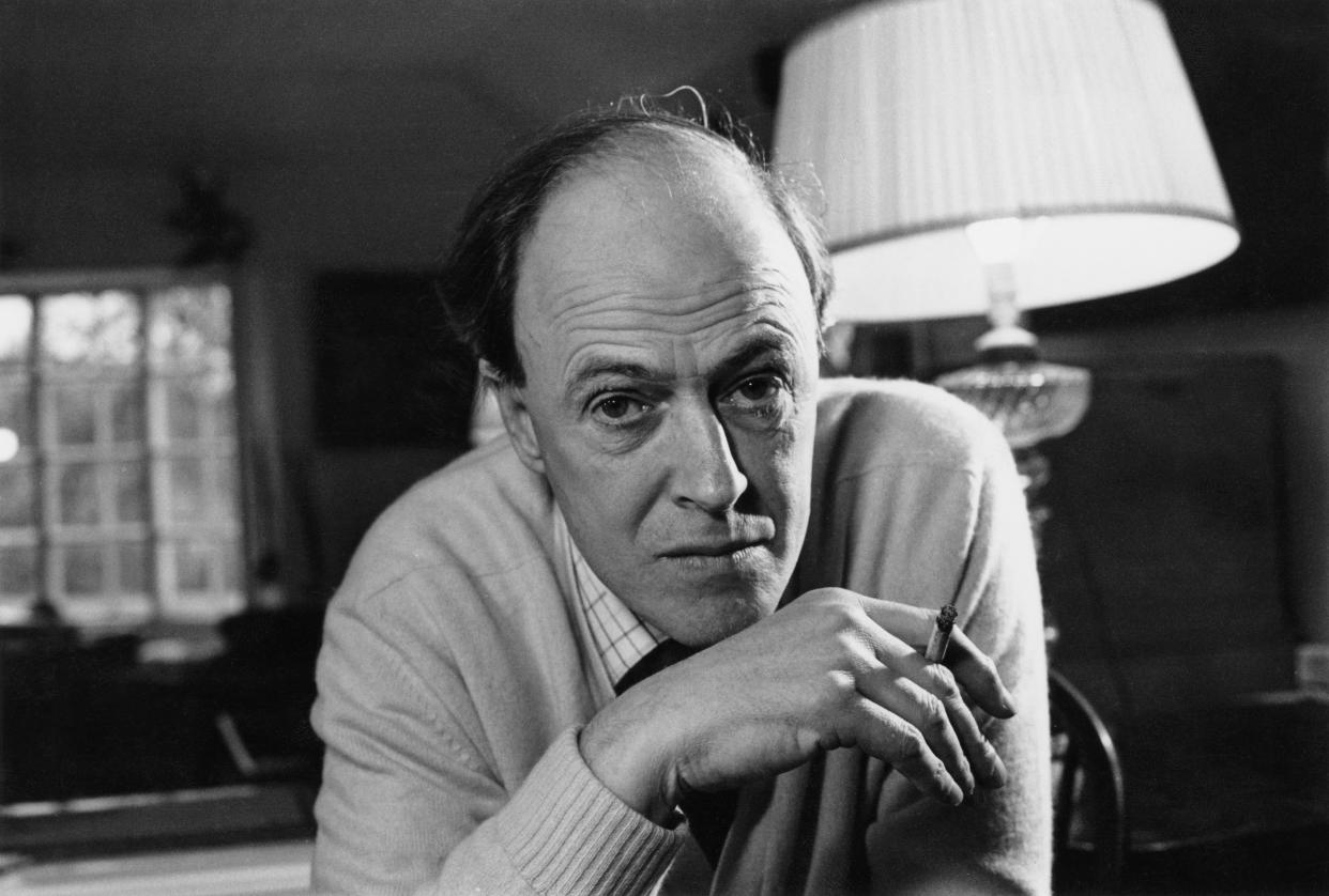 Roald Dahl's family publicly addressed the famous author's anti-Semitic beliefs. (Photo: Ronald Dumont/Daily Express/Hulton Archive/Getty Images)